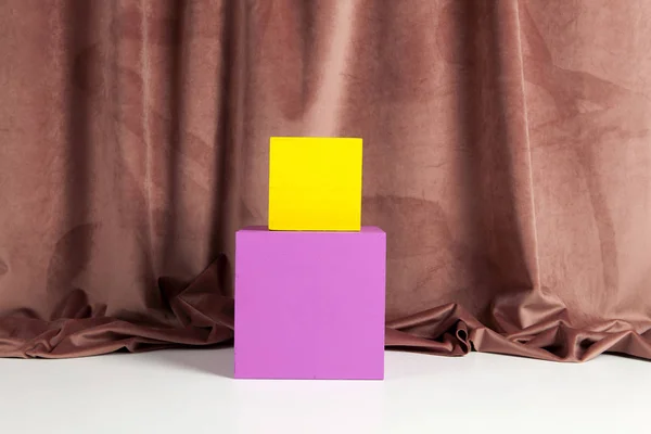 Pile equilibrium colouful velvet cube — Stock Photo, Image
