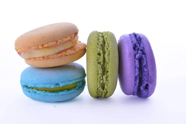 Macaroons Franceses Doces Coloridos Macaron Sobre Fundo Branco Sobremesa — Fotografia de Stock