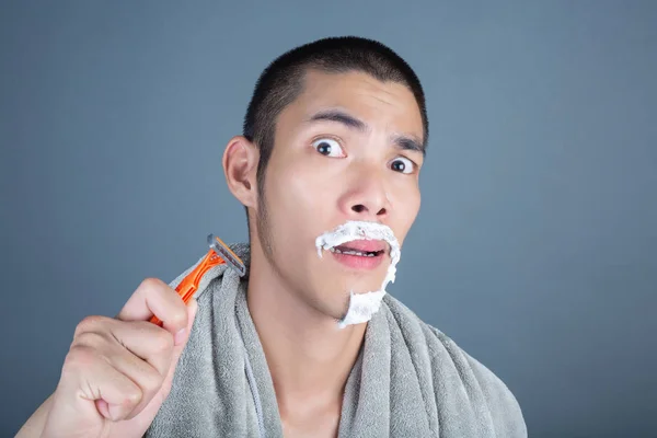 Shaving Handsome Guy Shaved Face Gray Background — Stock Photo, Image