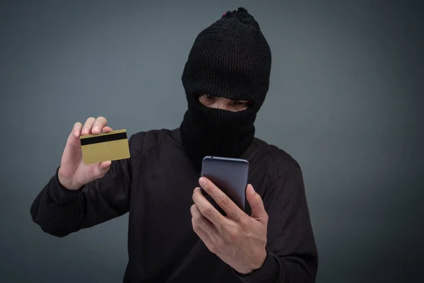 Thieves Hold Credit Cards Using Laptop Computer Password Hacking Activities — Fotografia de Stock