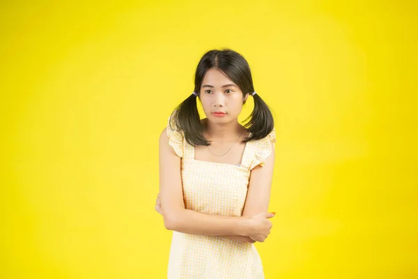 Beautiful Woman Who Happy Showing Various Gestures Yellow Background — ストック写真