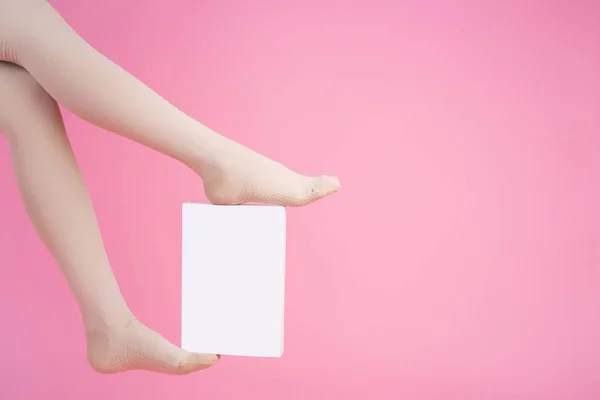 Slender Legs Beautiful Woman Wearing Stockings Box Pink Background — Foto de Stock