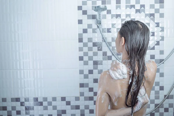 Asian Girl Standing Shower — Stock Photo, Image