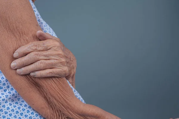 Elderly Women Pain Imagens De Bancos De Imagens