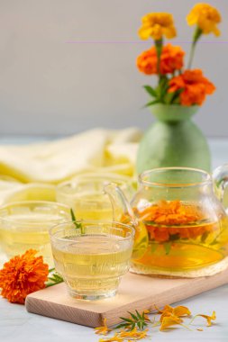 Marigold, Lemon, Bal Bitkisi Çayı Tedavi Konsepti.