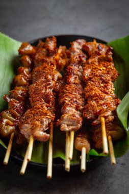 Baharatlı Mala, Sichuan biberi ve Çin baharatlarıyla karışık ızgara..