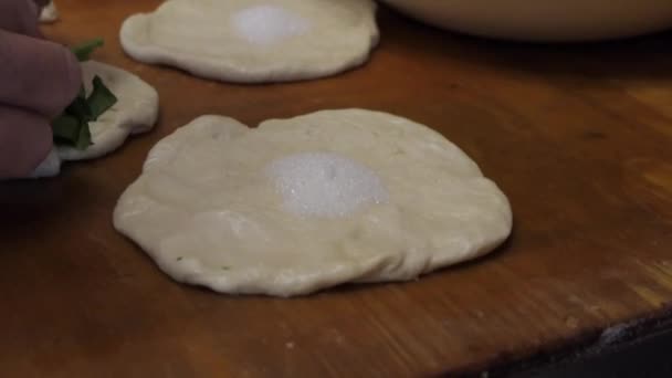 Vegan Χορτοφάγος Απλό Φαγητό Hotcakes Μια Γυναίκα Ετοιμάζει Απλό Φαγητό — Αρχείο Βίντεο