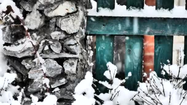 Chute Neige Hiver Vidéo Fond Neige Tombe Sur Une Clôture — Video