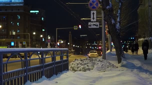 Nattstad Vinterstad Belyst Gata Natt Stad Vintern Novosibirsk Stad Sibirien — Stockvideo