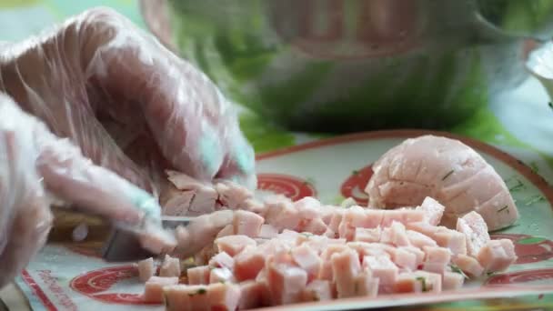 Repas Simple Cuisinier Coupe Jambon Avec Couteau Gros Plan — Video