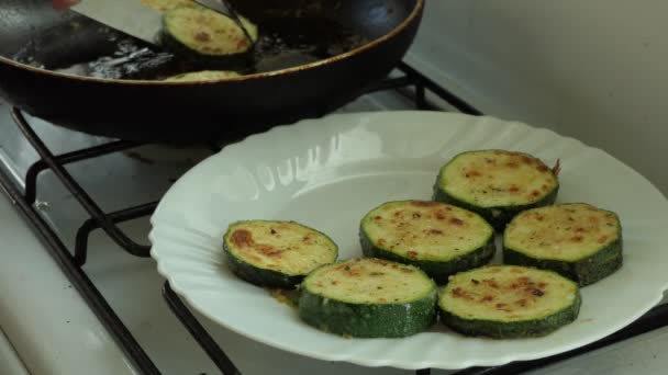 Vegetarian Vegan Eco Food Cook Puts Plate Fried Pan Vegetable — Stock Video