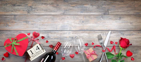Valentines Day Banner Glasses Bottle Gift Wooden Plank — Stock Photo, Image