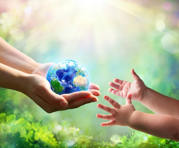 Mother Give Blue Earth Daughter Hands Elements Image Furnished Nasa — Stock Photo, Image