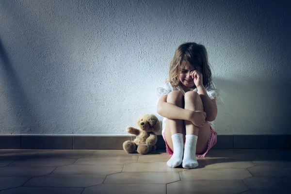 Sad Child Girl Crying Sitting Floor — Stock Photo, Image