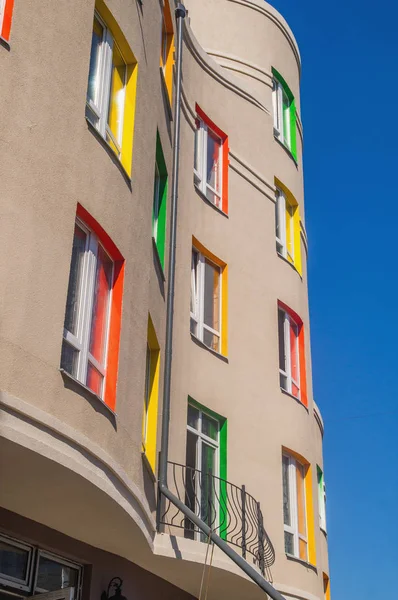 Kiev merkezinde binalar üzerinde ilginç bir mimari detay. Yaz aylarında gün ışığında çekilmiş. 