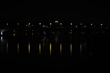 şehirde aydınlatma bulanık veya bokeh görüntü