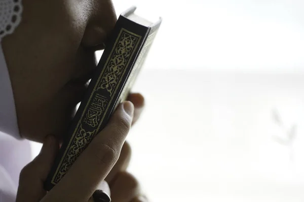 Partial View Woman Kissing Holding Quran Islam Religion — Stock Photo, Image