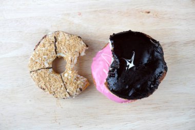 çeşitli tatlı Donuts veya çörekler 