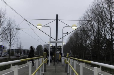 Akşamları güzel tren istasyonları