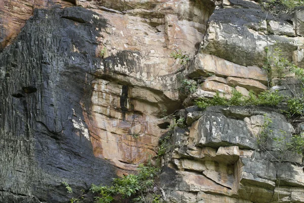 tam kare görüntü, kayalık uçurumun dokusu 