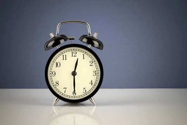 Old Fashioned Alarm Clock Studio Time Concept — Stock Photo, Image