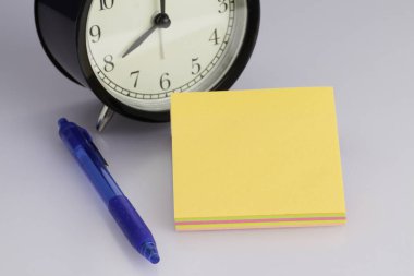 stüdyoda eski moda Çalar saat, zaman kavramı 