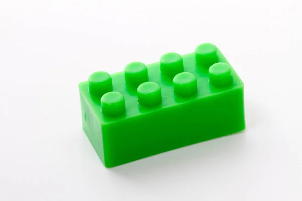 Groene Plastic Blokken Geïsoleerd Witte Achtergrond — Stockfoto