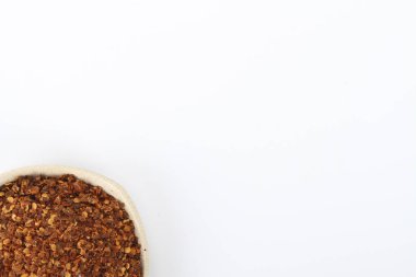 aromatik kahverengi biber yığını