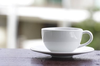 masada kahve ve tabak fincan