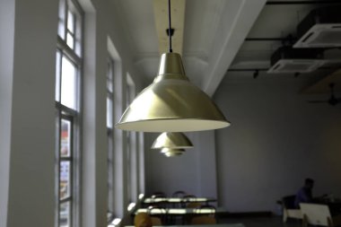 Modern bir lambanın içi.