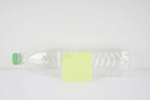 Botella Plástico Aislado Blanco Estudio —  Fotos de Stock