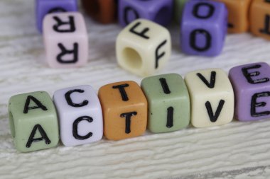 harfleri aktif küçük boncuklar