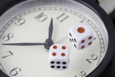 analog duvar saati cam servet casino zar küpler 