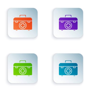 Renk Ilk yardım kiti simgesi beyaz arka planda izole. Haç içeren tıbbi kutu. Acil durum için tıbbi ekipmanlar. Sağlık konsepti. Renkli kare düğmeleri simgeleri ayarlayın. Vektör Illustration
