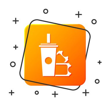 Beyaz Amerikan futbol bilet ve kağıt cam soda içme saman simgesi beyaz arka planda izole. Turuncu kare düğmesi. Vektör Illustration