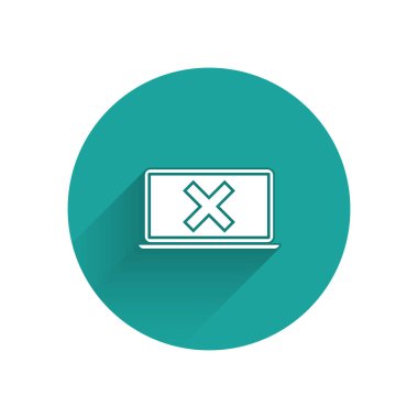 Beyaz laptop ve çapraz işareti ekran simgesi uzun gölge ile izole. Hata penceresi, çıkış düğmesi, iptal, 404 hata sayfası kavramı bulunamadı. Yeşil daire düğmesi. Vektör Illustration