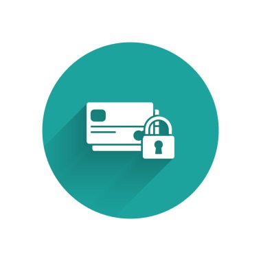 Uzun gölge ile yalıtılmış kilit simgesi ile beyaz kredi kartı. Kilitli banka kartı. Güvenlik, emniyet, koruma konsepti. Güvenli ödeme kavramı. Yeşil daire düğmesi. Vektör Illustration