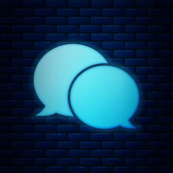 Brillante neón Discurso burbuja icono de chat aislado en el fondo de la pared de ladrillo. Icono del mensaje. Comunicación o comentario símbolo de chat. Ilustración vectorial — Archivo Imágenes Vectoriales