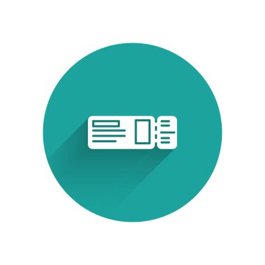 Beyaz seyahat bilet simgesi uzun gölge ile yalıtılmış. Tren, gemi, uçak, tramvay, otobüs taşımacılığı. Seyahat hizmeti konsepti. Yeşil daire düğmesi. Vektör Illustration