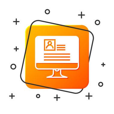 Beyaz bilgisayar İzleyicisi ile özgeçmiş simgesi beyaz arka planda yalıtılmış. CV uygulaması. Profesyonel personel aranıyor. Personel Analizi devam ediyor. Turuncu kare düğmesi. Vektör Illustration