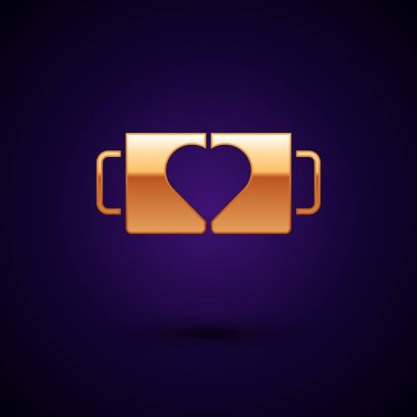 Altın İki kahve fincanı ve kalp simgesi koyu mavi arka plan izole. Sevgililer Günü'nde sevgililer için çift kahve. Vektör İllüstrasyonu