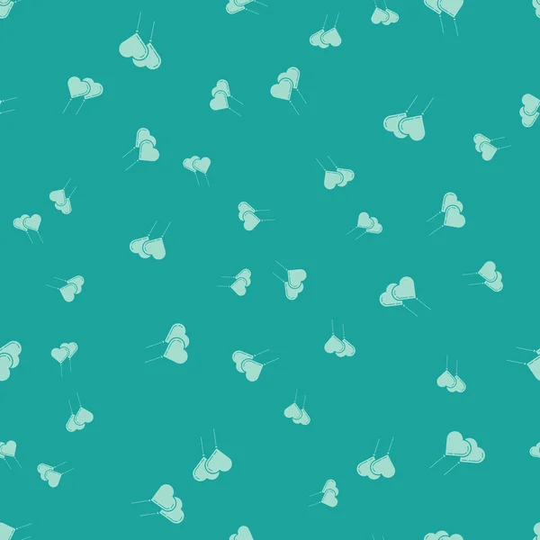 Groene ballonnen in de vorm van hart met lint pictogram geïsoleerd naadloze patroon op groene achtergrond. Vector illustratie — Stockvector