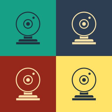 Renkli Web kamera simgesi renk arka planda yalıtılmış. Sohbet kamerası. Web kamerası simgesi. Vintage tarzı çizim. Vektör İllüstrasyonu