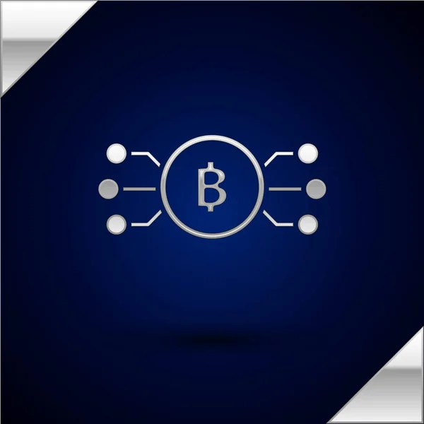 Bitcoin de plata criptomoneda en círculo con icono de circuito de microchip aislado sobre fondo azul oscuro. Tecnología blockchain, mercado de dinero digital. Ilustración vectorial — Vector de stock