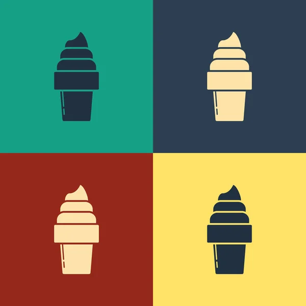 Farbe Eis in Waffelkegel Symbol isoliert auf farbigem Hintergrund. Süßes Symbol. Vintage-Stil Zeichnung. Vektorillustration — Stockvektor