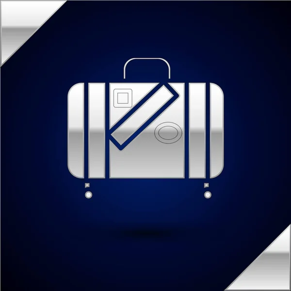Silberner Reisekoffer und Aufkleber-Symbol isoliert auf dunkelblauem Hintergrund. Reisegepäckzeichen. Reisegepäcksymbol. Vektorillustration — Stockvektor