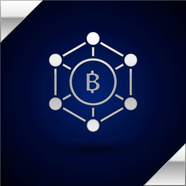 Gümüş Blockchain teknolojisi Bitcoin simgesi koyu mavi arka plan üzerinde izole. Soyut geometrik blok zincir ağ teknolojisi iş. Vektör İllüstrasyonu — Stok Vektör