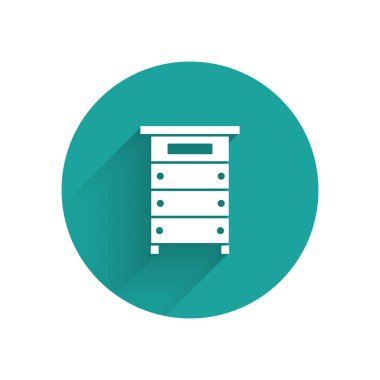 Uzun gölge ile izole arılar simgesi için Beyaz Kovan. Arı kovanı sembolü. Apiary ve arıcılık. Tatlı doğal yemekler. Yeşil daire düğmesi. Vektör İllüstrasyonu