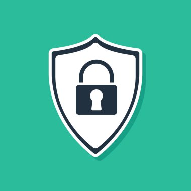 Yeşil arka planda yalıtılmış kilit simgesine sahip Mavi Kalkan güvenliği. Koruma, güvenlik, şifre güvenliği. Güvenlik duvarı erişim gizlilik işareti. Vektör İllüstrasyonu