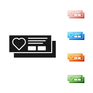 Beyaz arka planda izole edilmiş kalp simgesine sahip Siyah Bilet. Kalpten biniş kartı. Simgeleri renkli ayarlayın. Vektör İllüstrasyonu